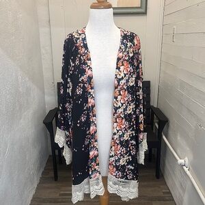Umgee Boho Navy Floral‎ Kimono with Lace Trim Size 1XL/2XL